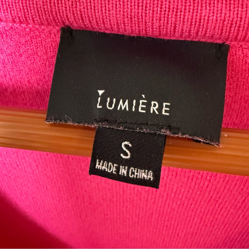 Lumière Hot Pink V-Neck Cropped Sweater – Size Small - Picture 3 of 4